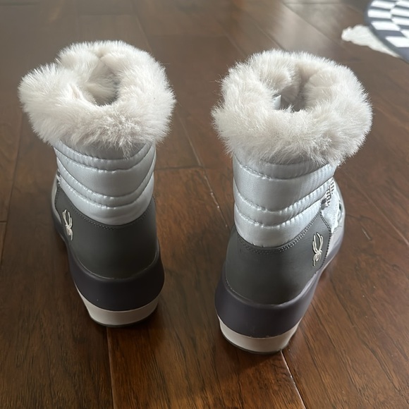 Spyder Camden boot size 9 - Picture 3 of 6